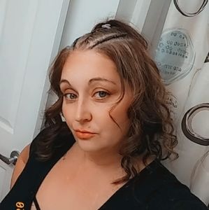 Meet your Posher, Nikki